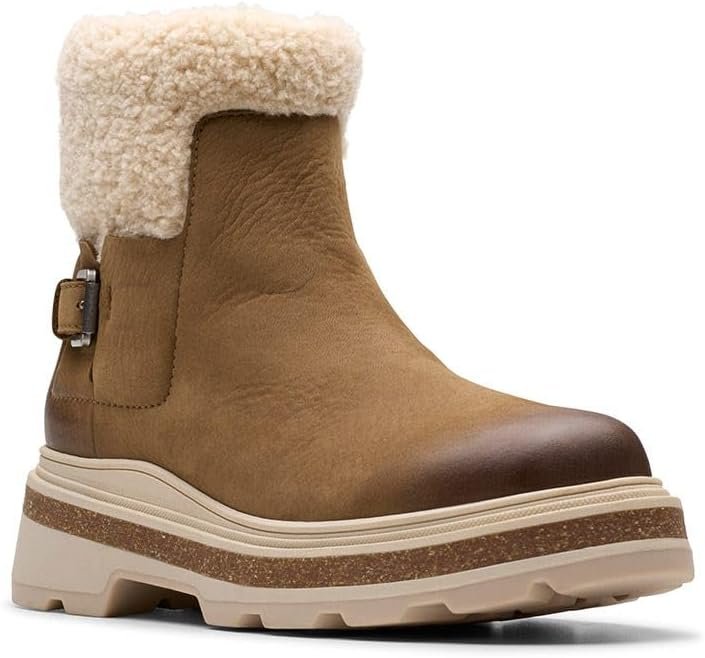 Clarks Shoes: Timeless Craftsmanship 51lkzymmujl. ac sy695